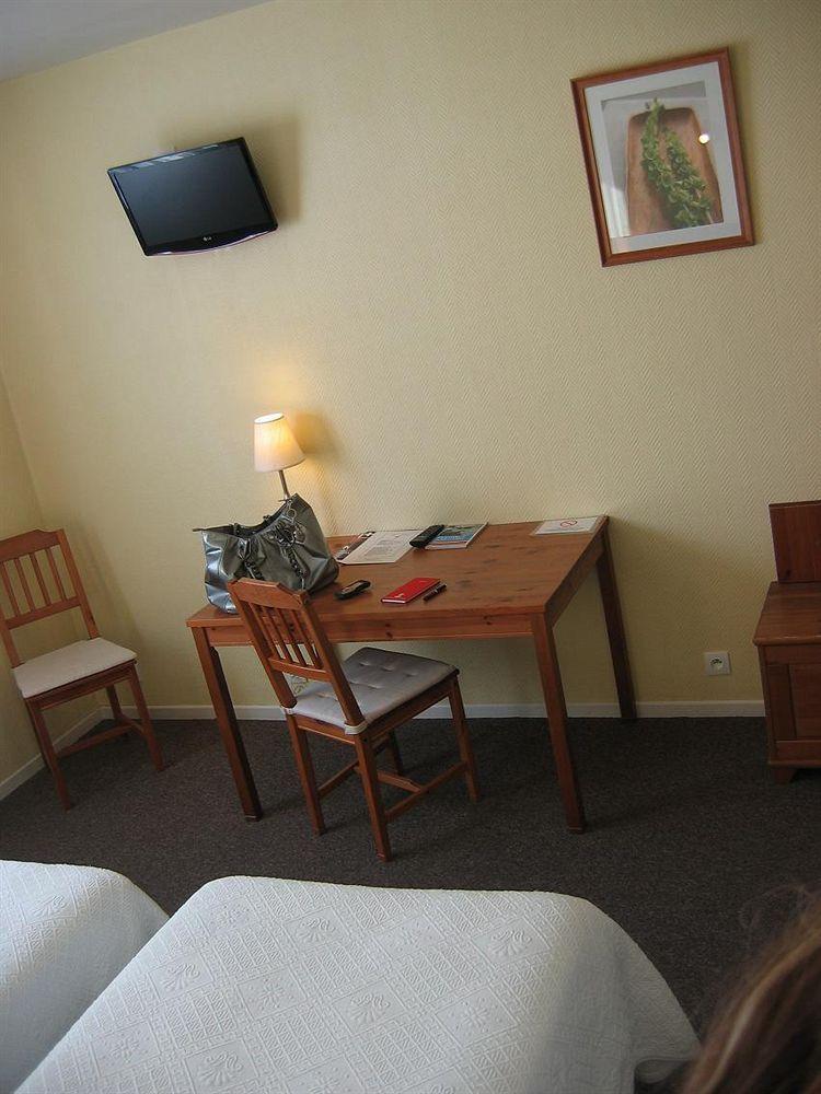 Hotel Prado Avec Parking - Proche Zenith Тулуза Екстер'єр фото