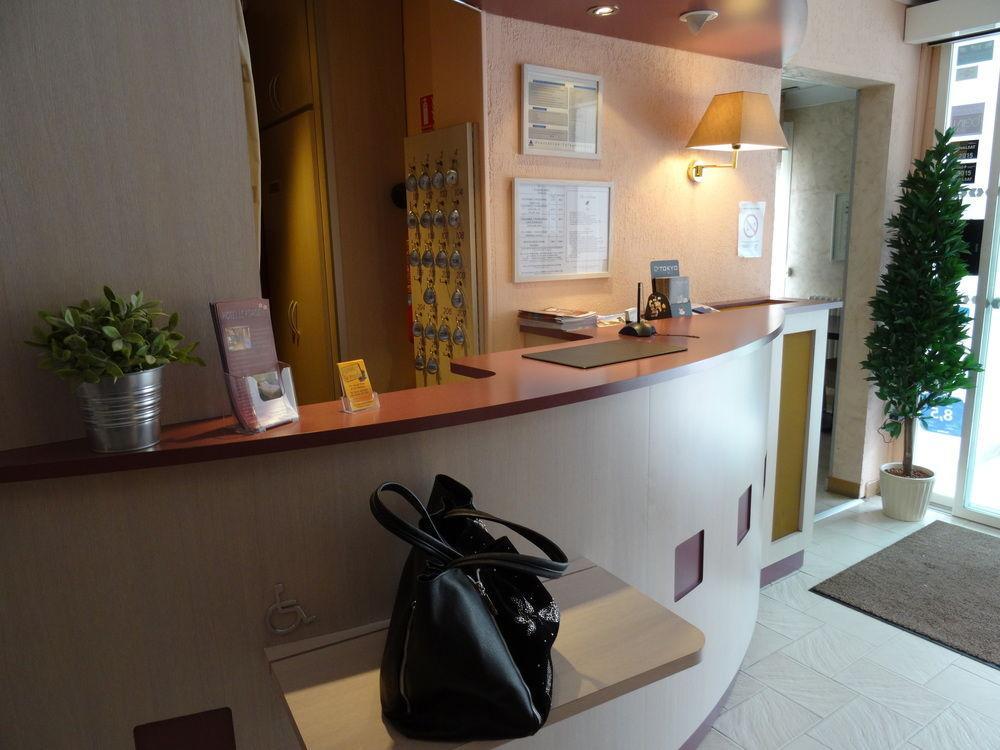 Hotel Prado Avec Parking - Proche Zenith Тулуза Екстер'єр фото