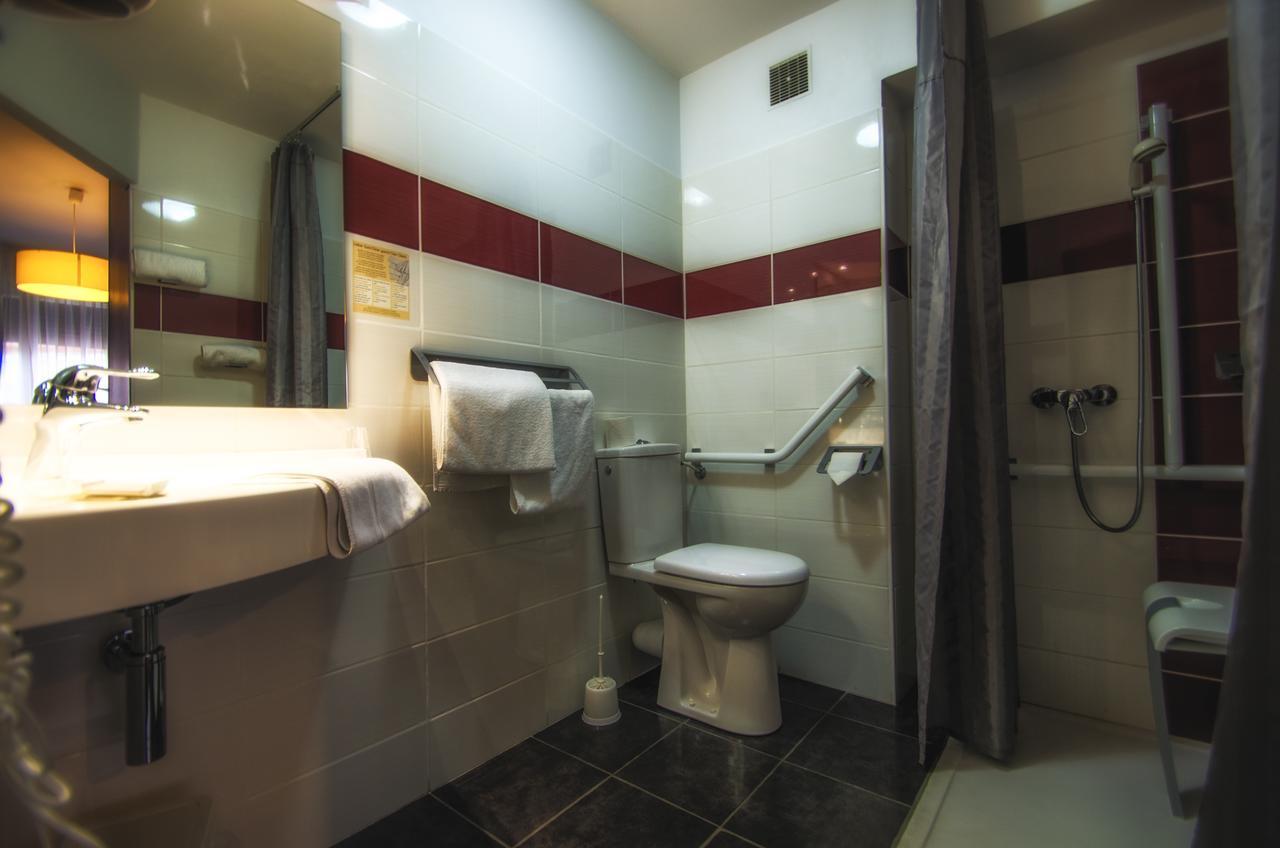 Hotel Prado Avec Parking - Proche Zenith Тулуза Екстер'єр фото