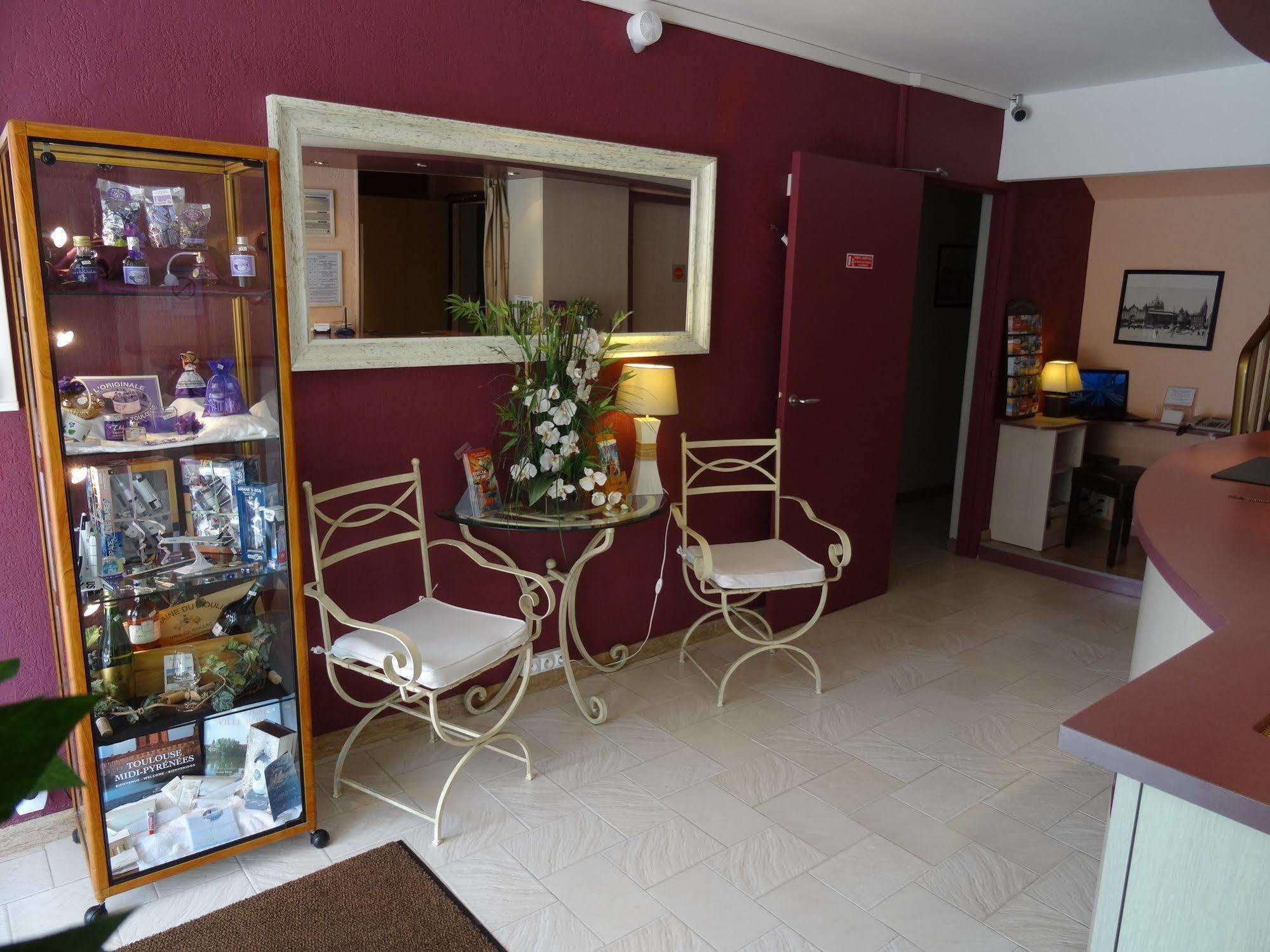 Hotel Prado Avec Parking - Proche Zenith Тулуза Екстер'єр фото